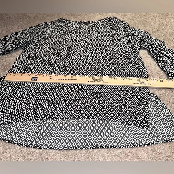 Zara Woman Patterned Hi Low Blouse.  Size XL - Picture 5 of 7